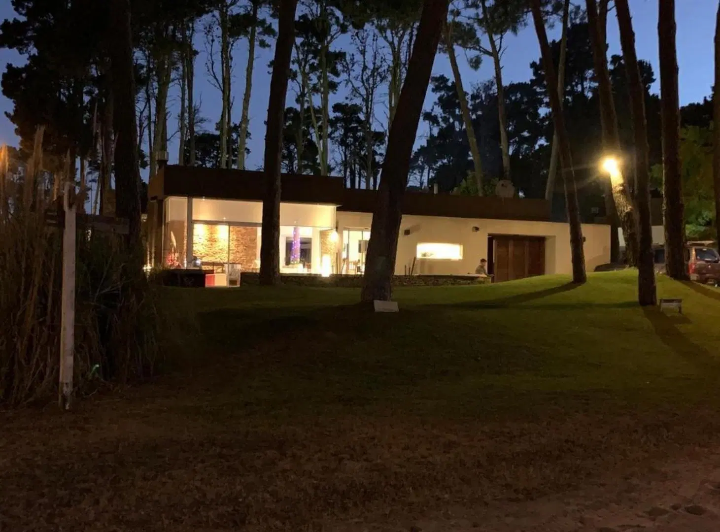 Casa en venta - 4 Dormitorios 3 Baños - 904Mts2 - Pinamar Norte 5