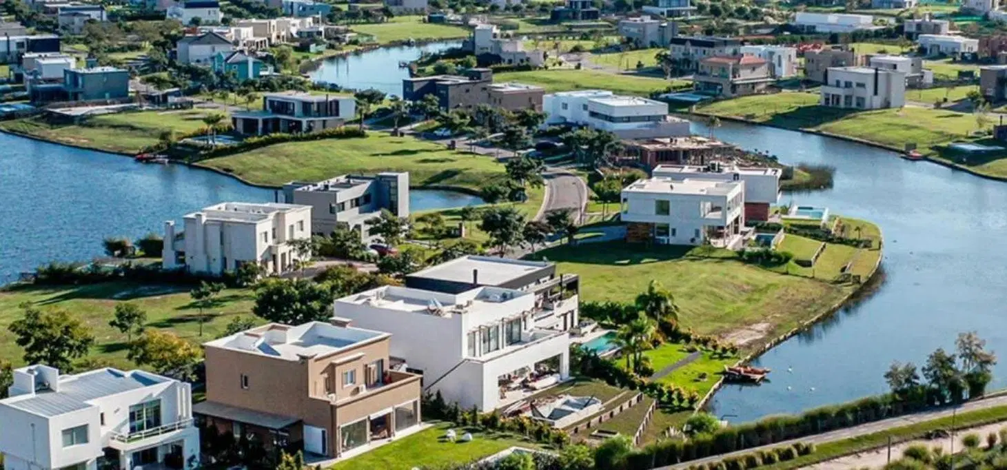 Terreno en venta - 1054Mts2  - Puertos del Lago 4