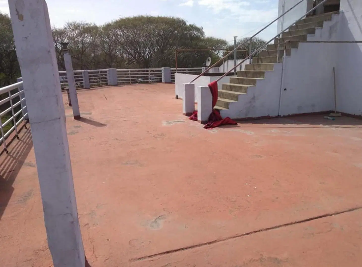 Departamento en venta - 2 Dormitorios 1 Baño - Lomas del Mirador 4