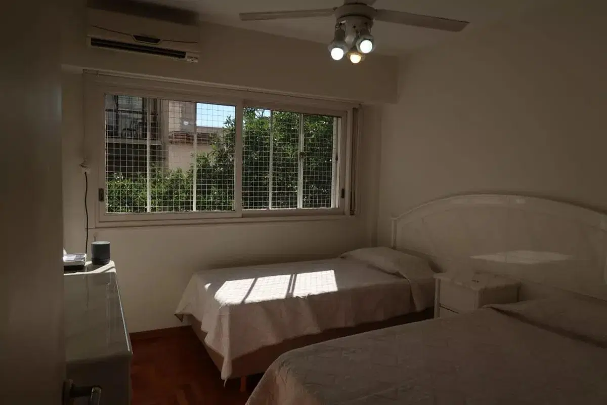 Departamento en venta - 2 Dormitorios 1 Baño - 72Mts2 - Floresta 3