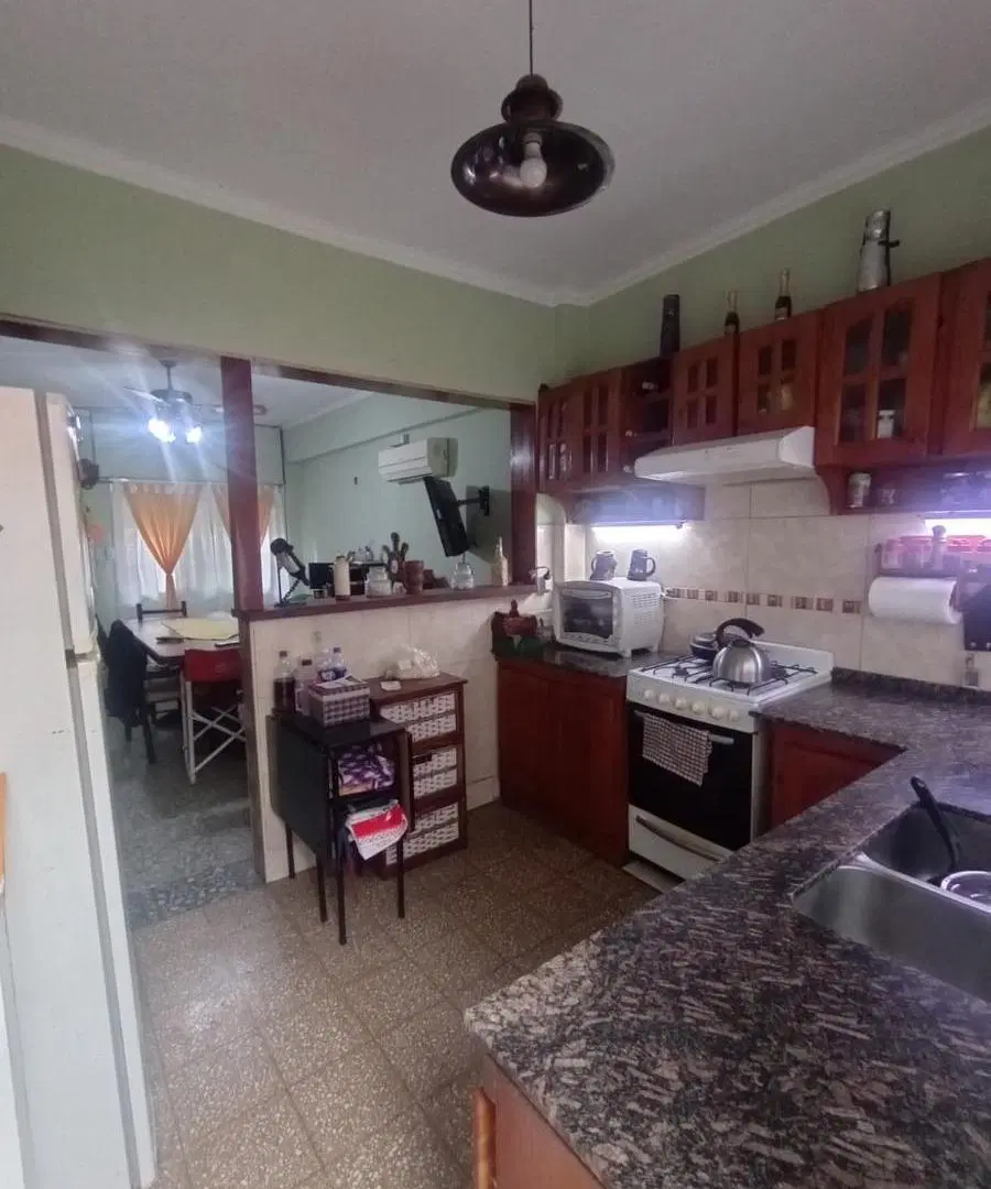 PH en venta - 2 Dormitorios 1 Baño - 102Mts2 - Merlo 1