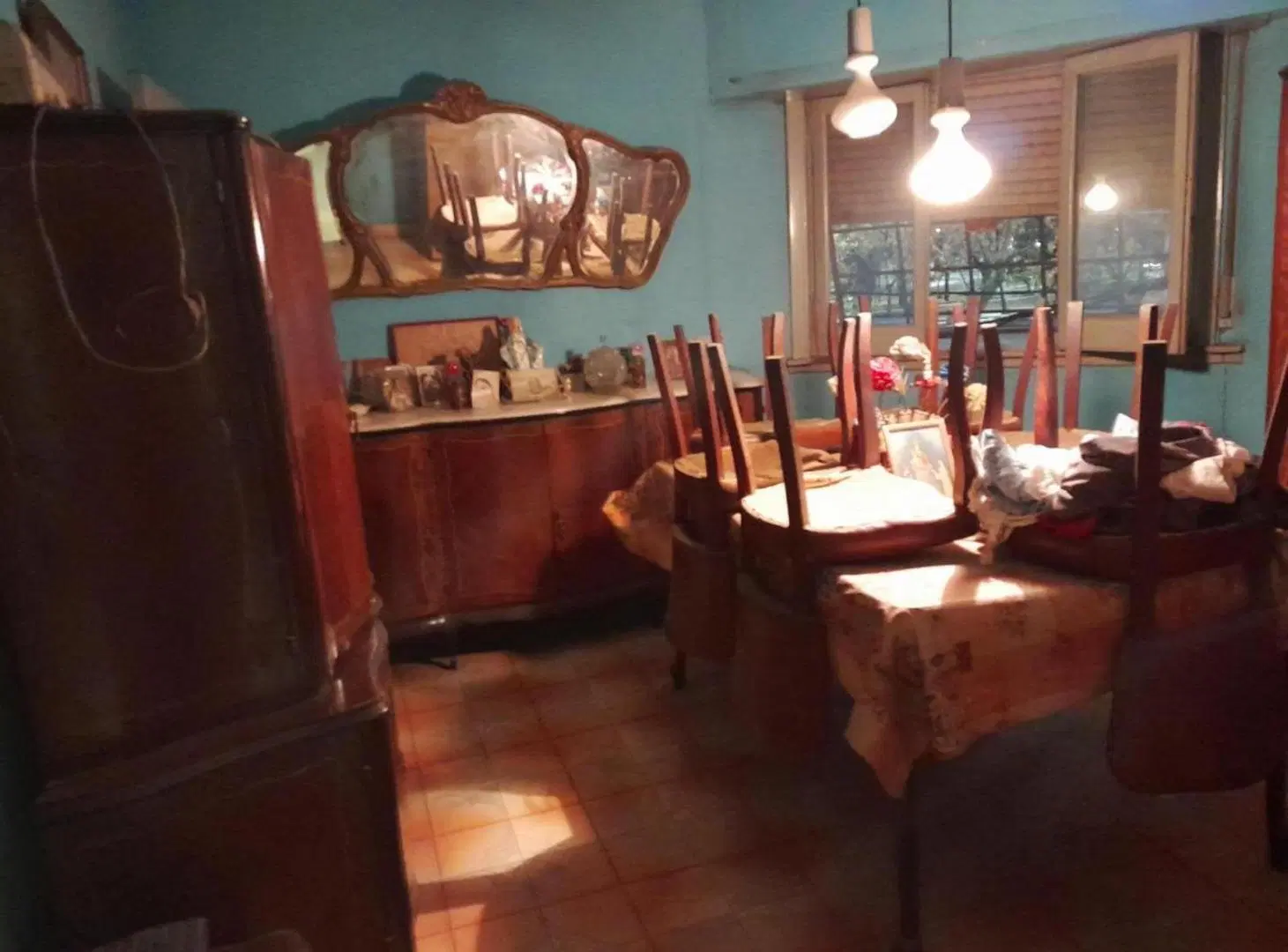 Casa en venta - 3 Dormitorios 2 Baños - Local - 261Mts2 - Lanús 3