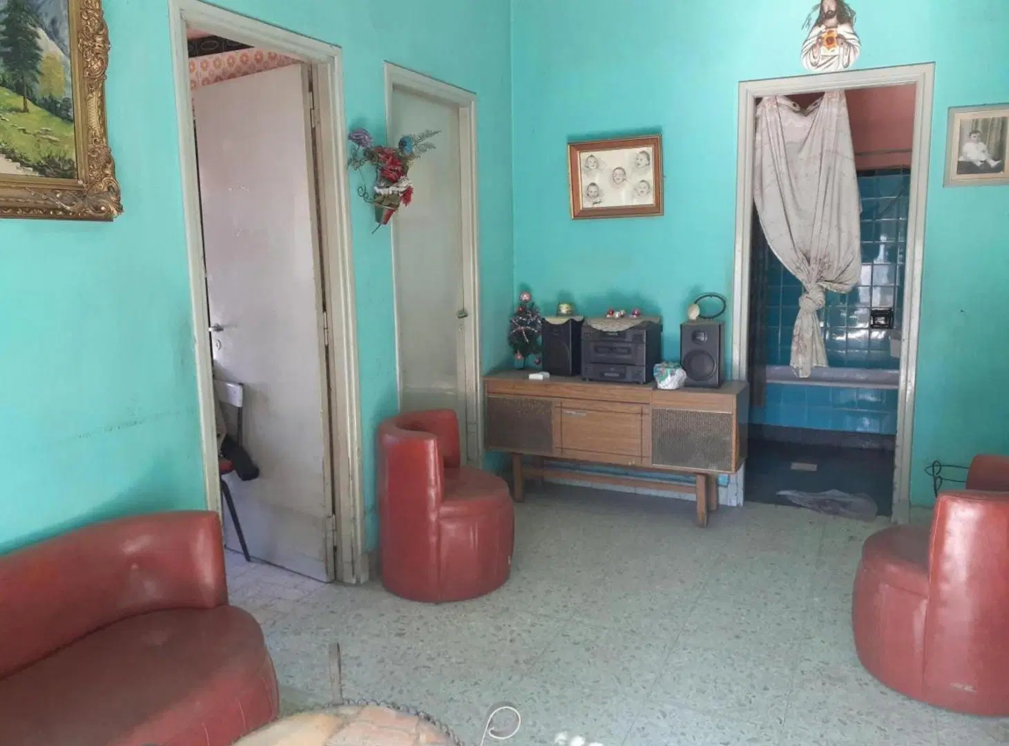 Casa en venta - 3 Dormitorios 2 Baños - Local - 261Mts2 - Lanús 5