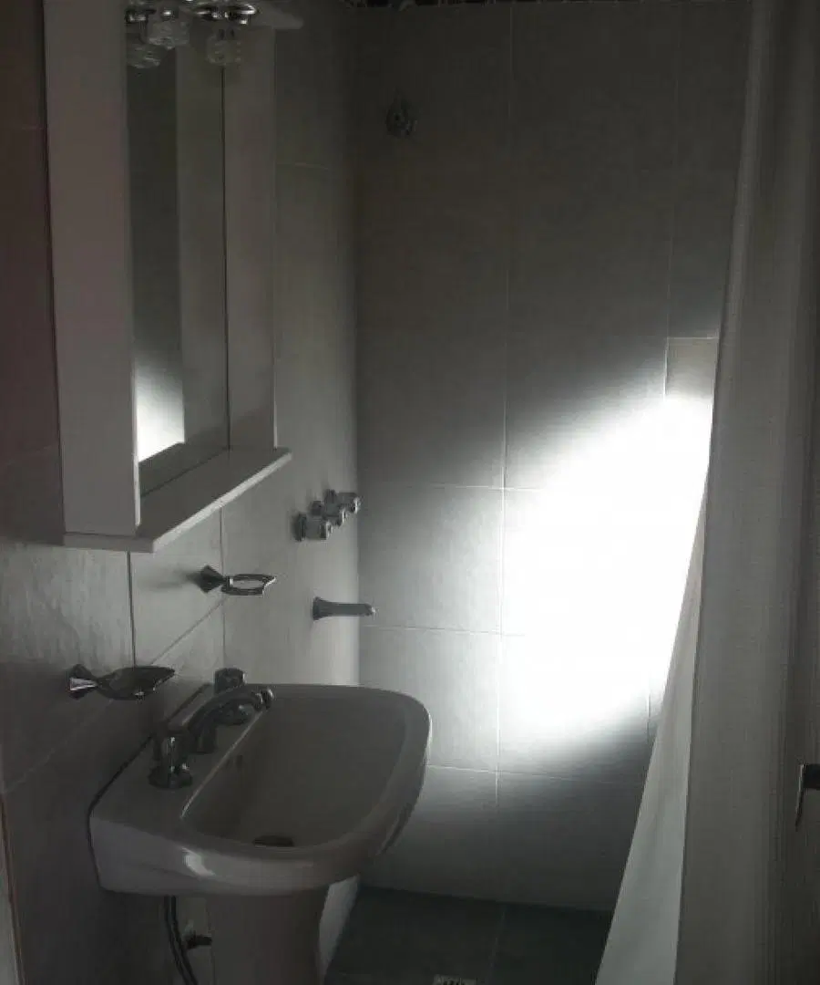 Casa en venta - 2 Dormitorios 2 Baños - 80Mts2 - La Lucila del Mar 3