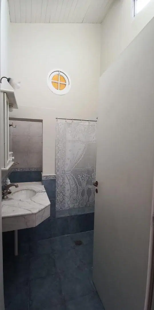 Casa en venta - 3 Dormitorios 2 Baños - 200Mts2 - Pehuajó 5