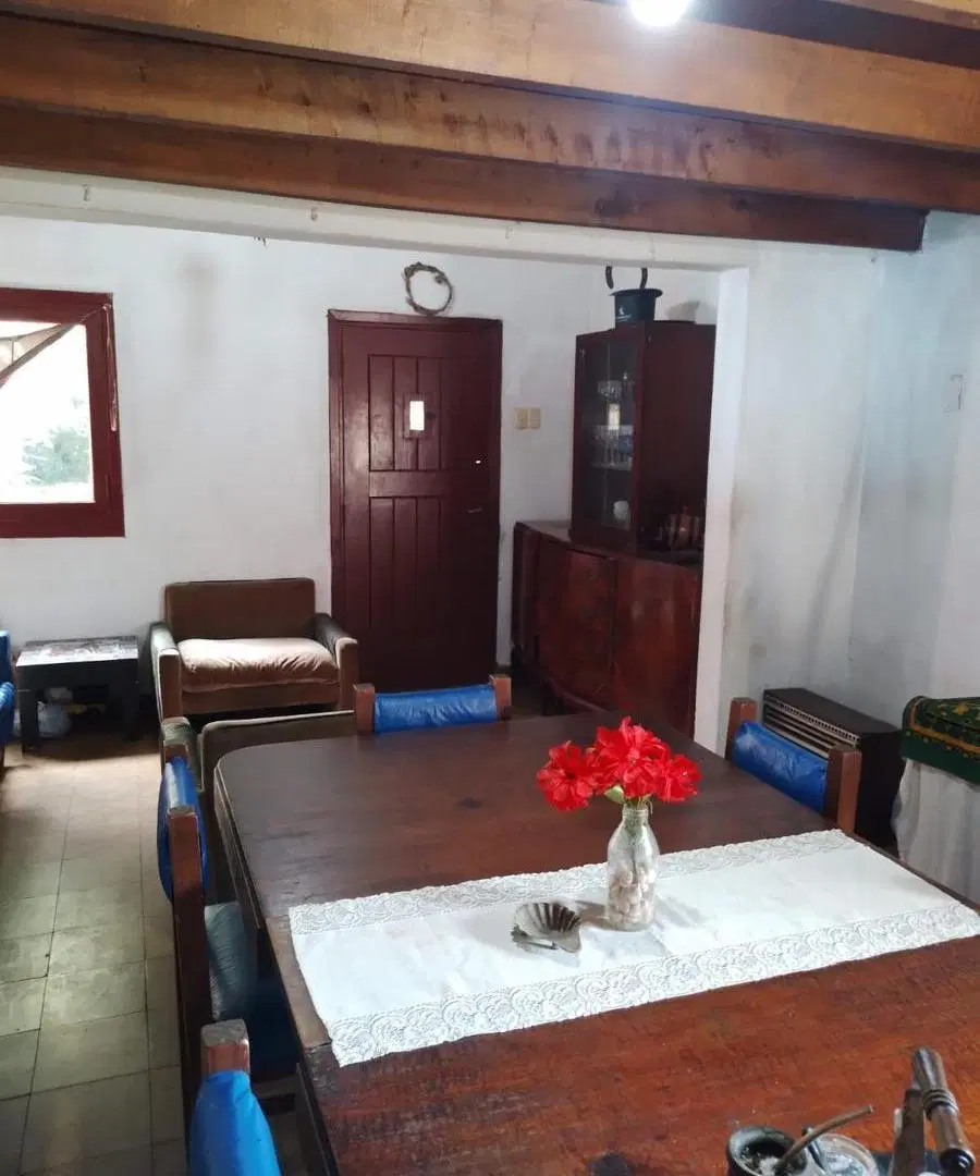 Casa en venta - 3 Dormitorios 1 Baño - 392mts2 - Constitucion 4