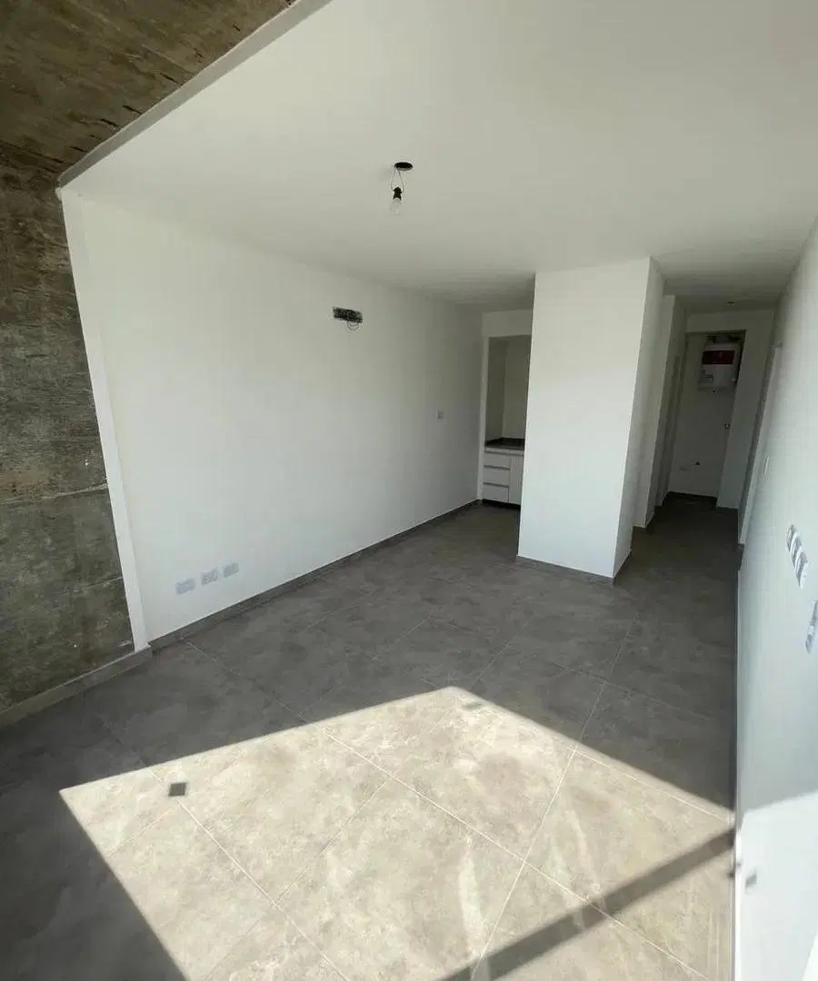 Departamento en venta - 1 Dormitorio 1 Baño - Ezpeleta 5