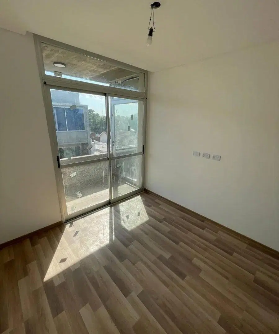 Departamento en venta - 1 Dormitorio 1 Baño - Ezpeleta 2
