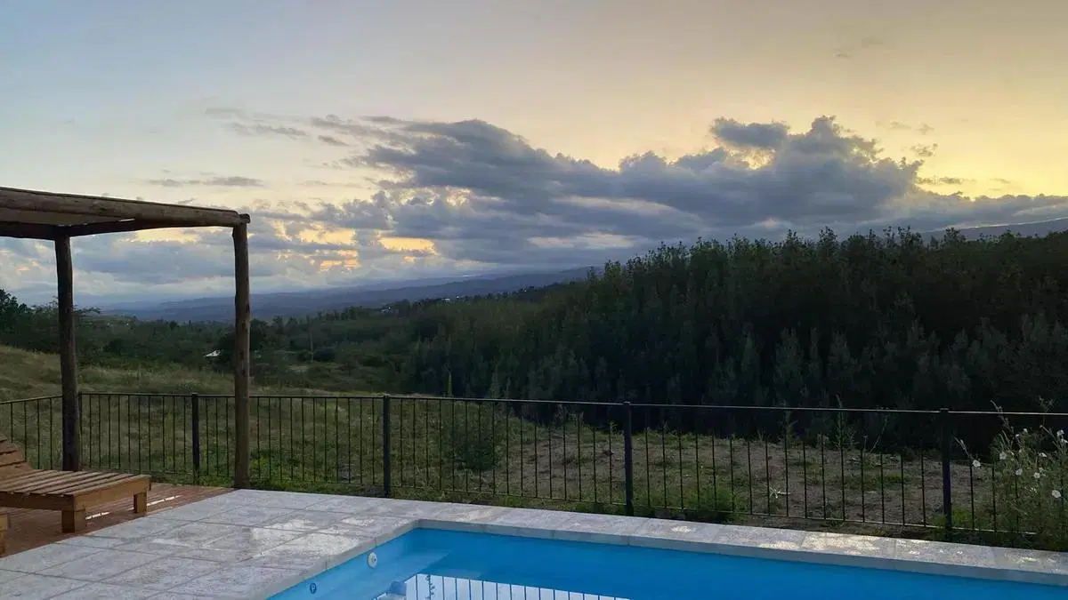 Casa en venta - 3 Dormitorios 2 Baños - 900Mts2 - Villa Yacanto, Calamuchita, Córdoba 1