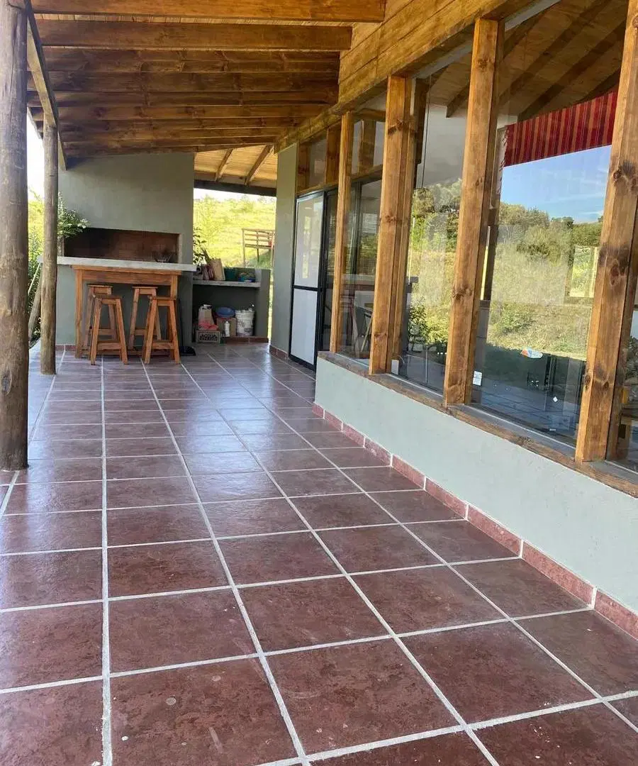 Casa en venta - 3 Dormitorios 2 Baños - 900Mts2 - Villa Yacanto, Calamuchita, Córdoba 4