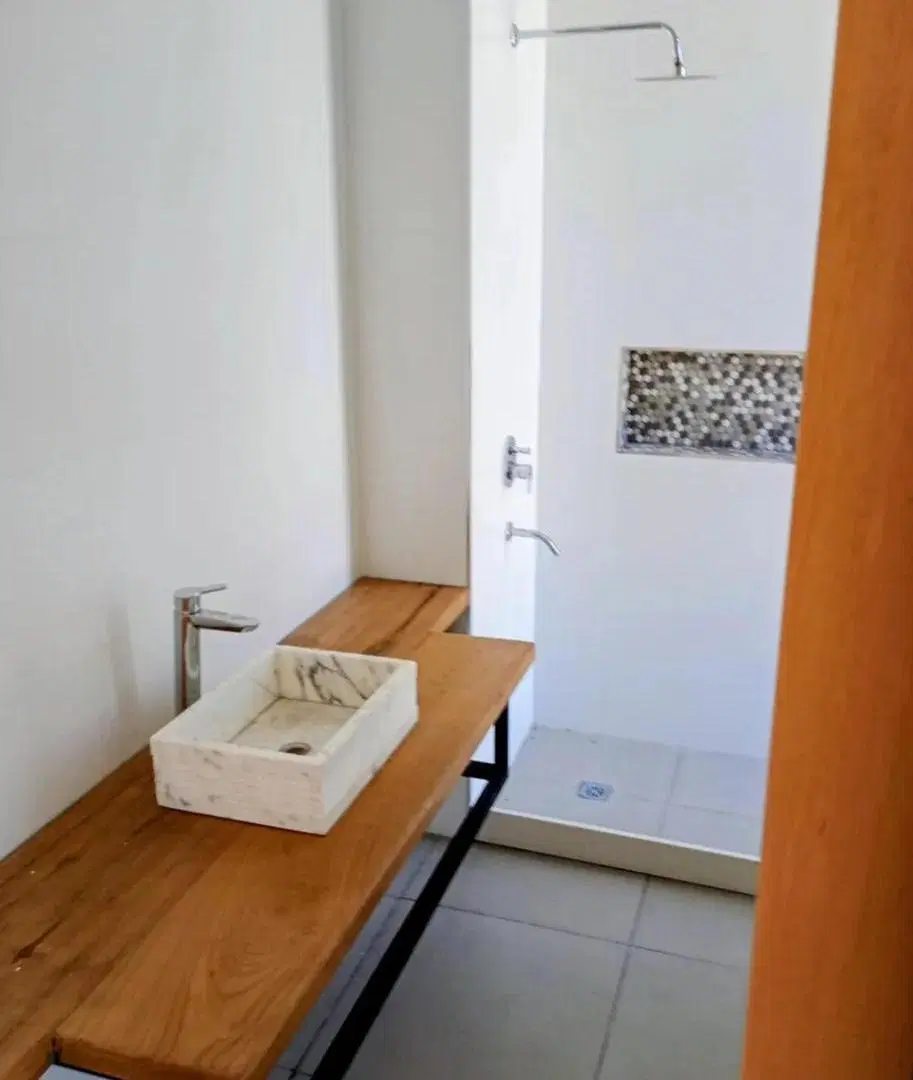 Casa en venta - 4 Dormitorios 4 Baños - Escobar 3
