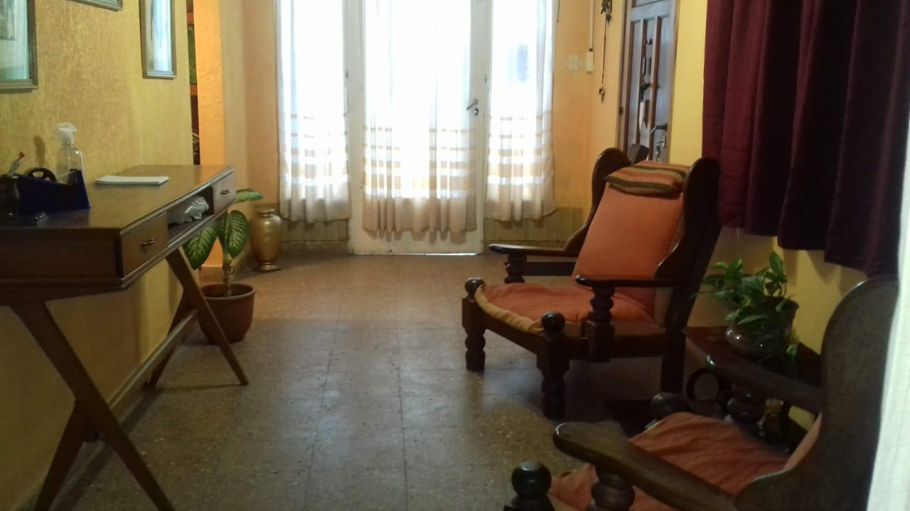 Casa en venta - 3 Dormitorios 2 Baños - Local - Cochera - 317Mts2 - Magdalena