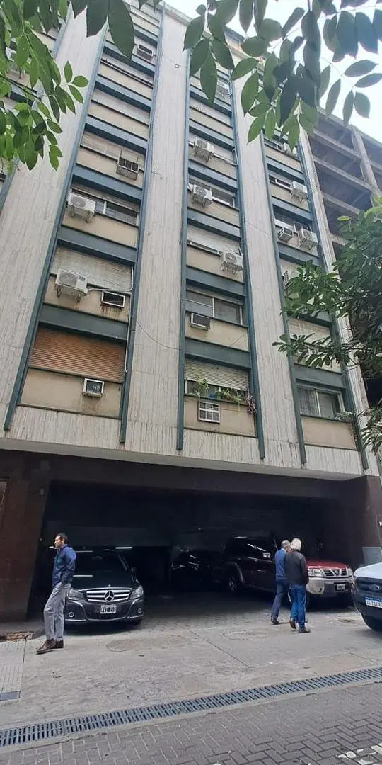 Cochera en venta - 12Mts2 - Monserrat 3
