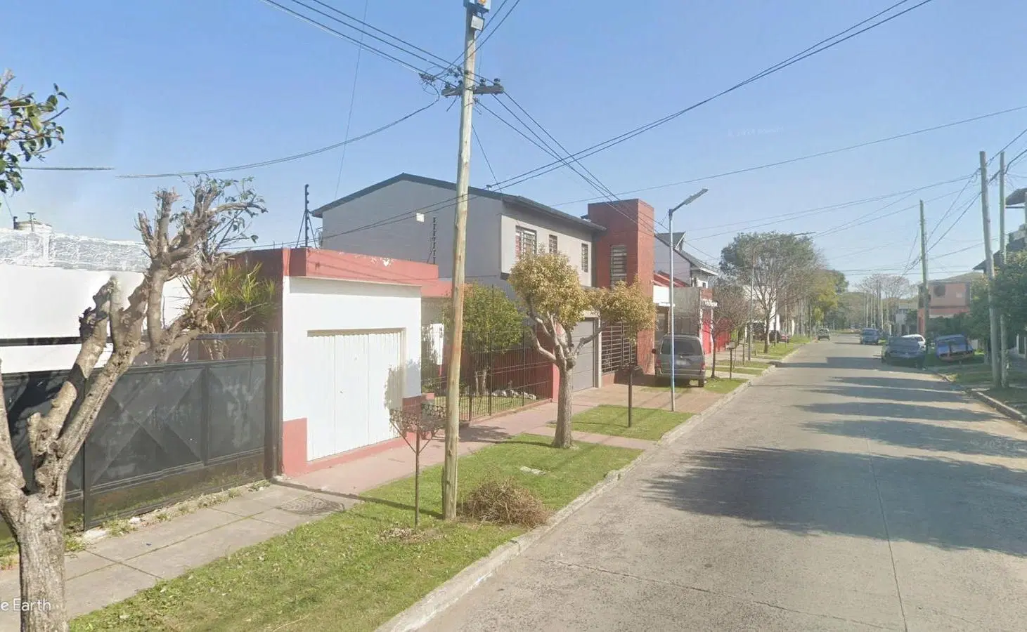 Casa en venta - 2 Dormitorios 1 Baño - 216mts2 - Quilmes 5
