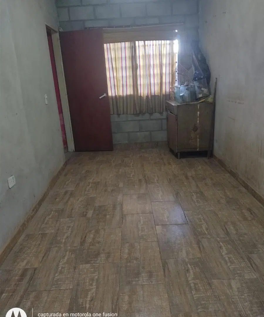 Casa en venta - 2 Dormitorios 1 Baño - Cochera - 750Mts2 - Paso del Rey 2