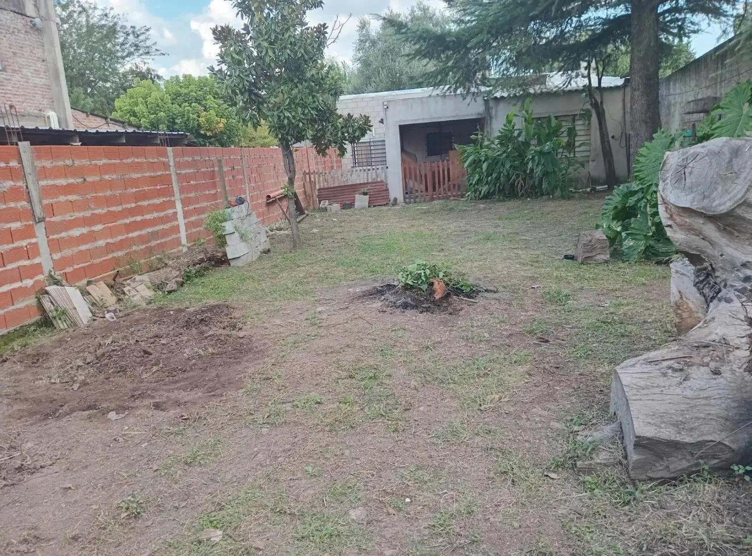 Casa en venta - 2 Dormitorios 1 Baño - Cochera - 750Mts2 - Paso del Rey 4