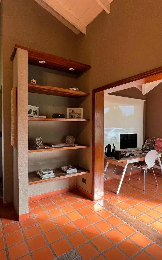Chacra en venta - 4 Dormitorios 3 Baños - 18.440Mts2 - San Miguel del Monte 2