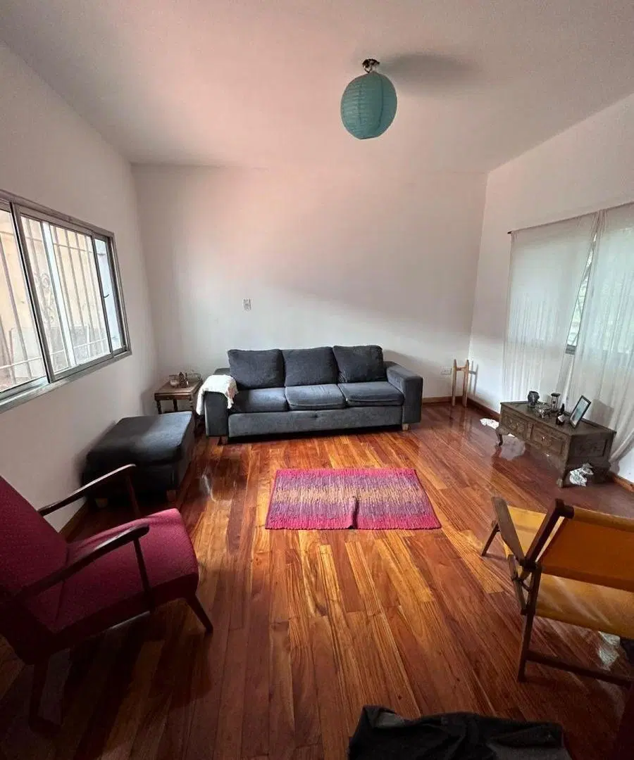 Casa en venta - 4 Dormitorios 3 Baños - Cochera - 270Mts2 - Echeverría 4