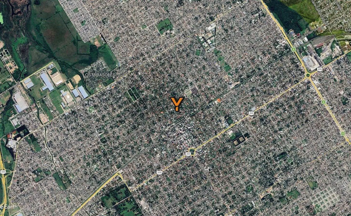 Casa en venta - 4 Dormitorios 3 Baños - Cochera - 270Mts2 - Echeverría 3