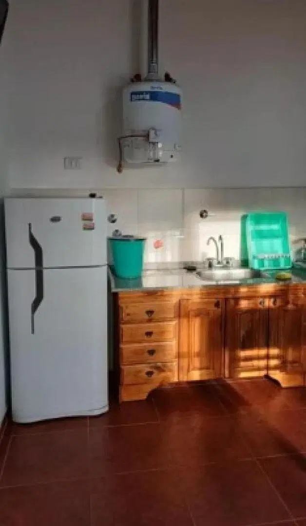 Casa en venta - 2 Dormitorios 1 Baño - 318Mts2 - Mar del Tuyú 5