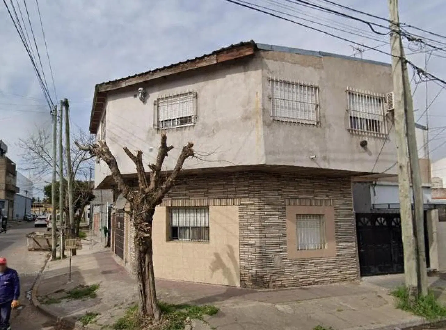 Departamento en venta - 4 Dormitorios 1 Baño - Cochera - 70Mts2 - Quilmes 4