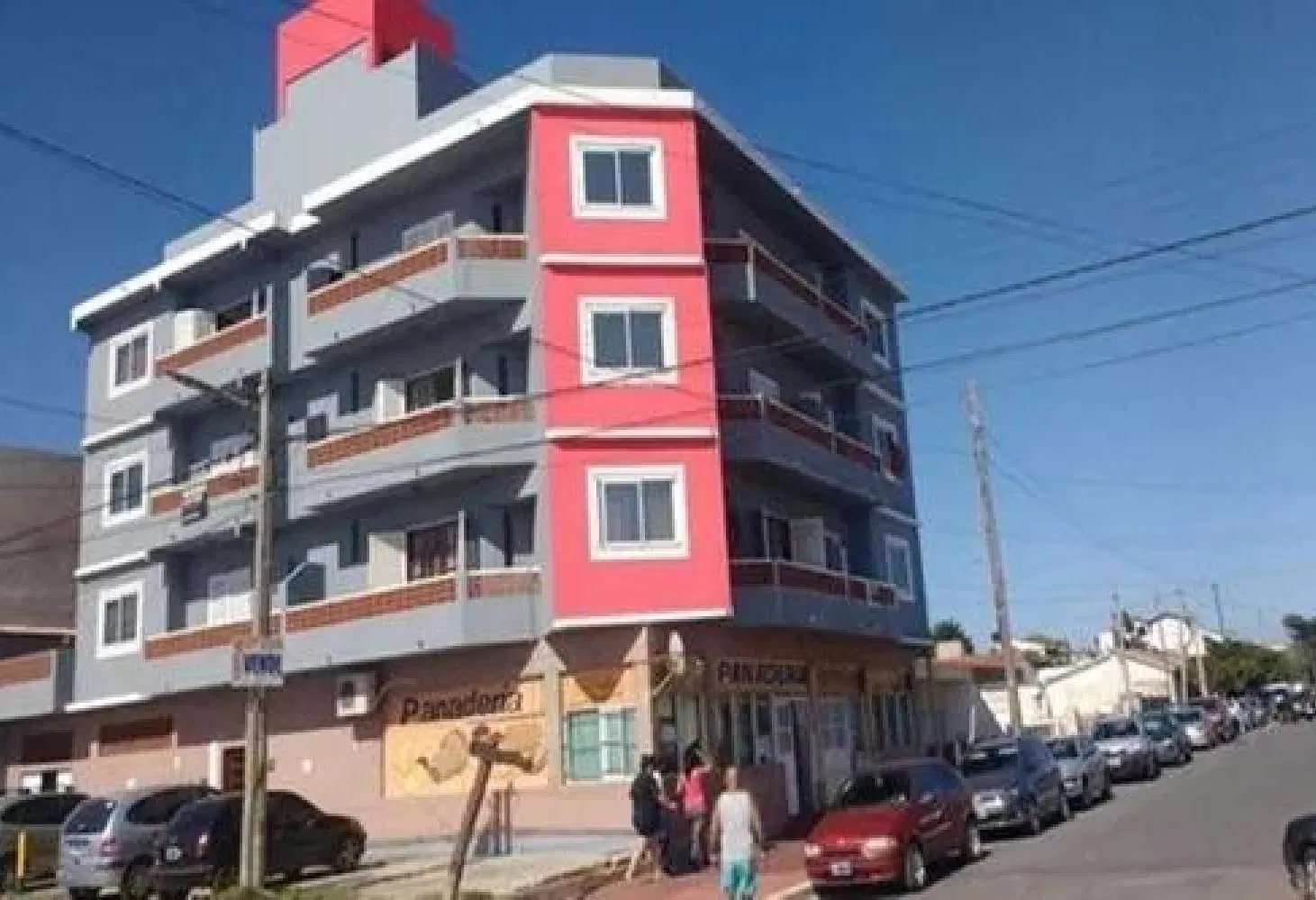 Departamento en venta - 2 dormitorios 1 baño - 50mts2 - Mar Del Tuyu 2