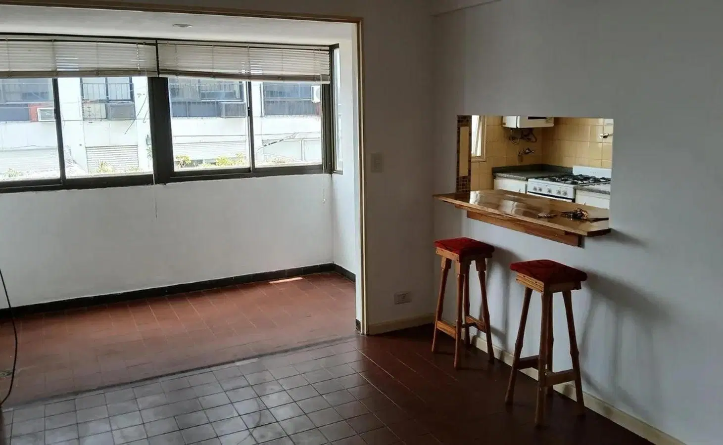 Departamento en venta - 1 Dormitorio 1 Baño - Ramos Mejía 2