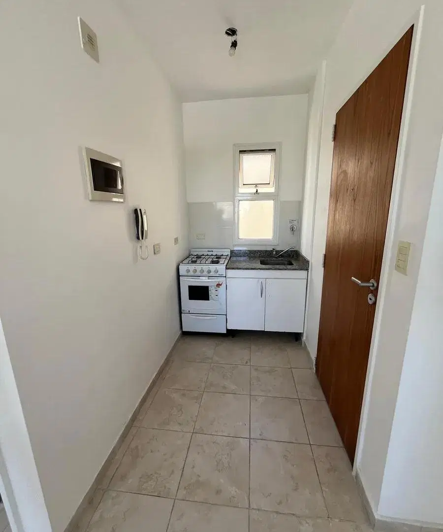 Departamento en alquiler - 1 Dormitorio 2 Baños - Villa Urquiza 3