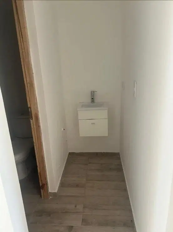 Casa en venta - 2 Dormitorios 2 Baños - La Plata 4