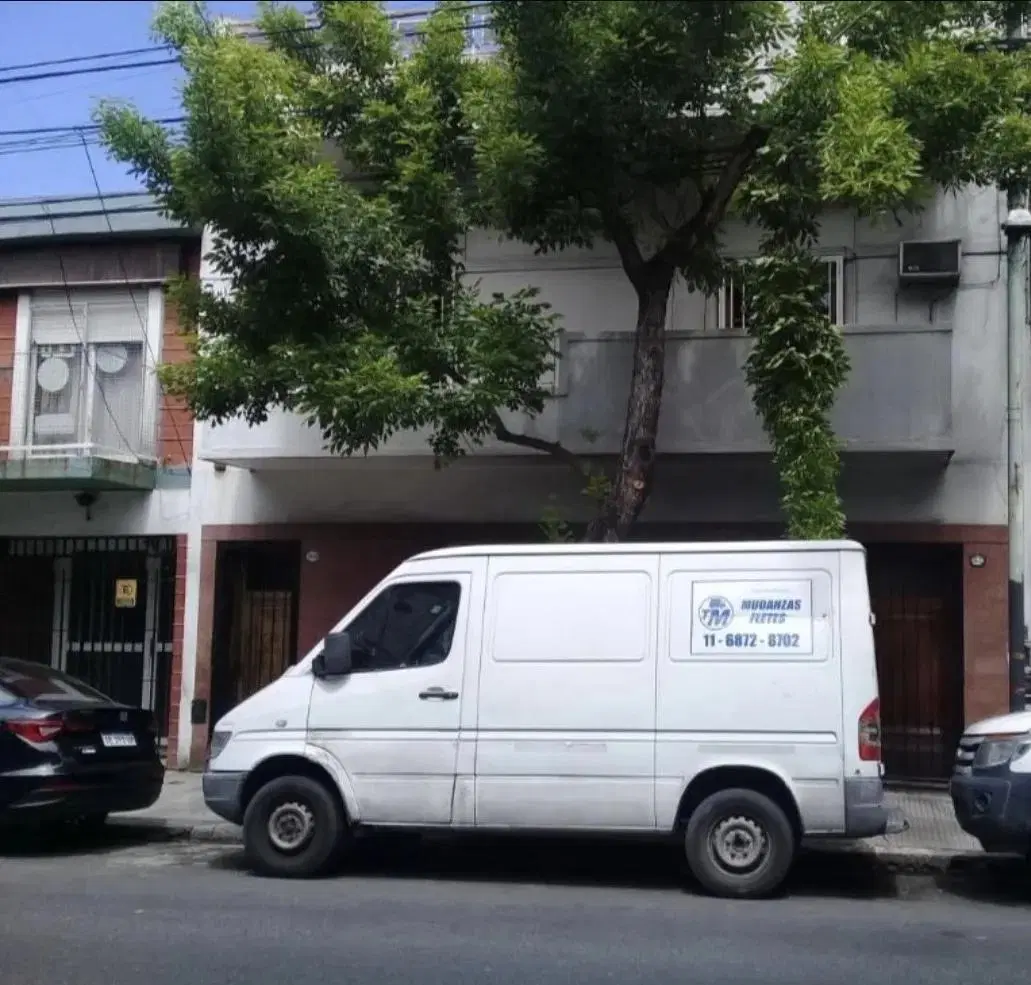 PH en venta - 4 Dormitorios 2 Baños - Almagro 8