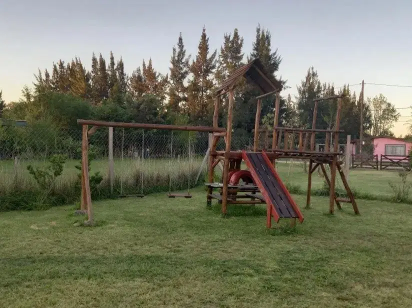 Casa en venta - 2 dormitorios 2 baños -1000 mts2 - El Rodeo, Abasto, La Plata 4