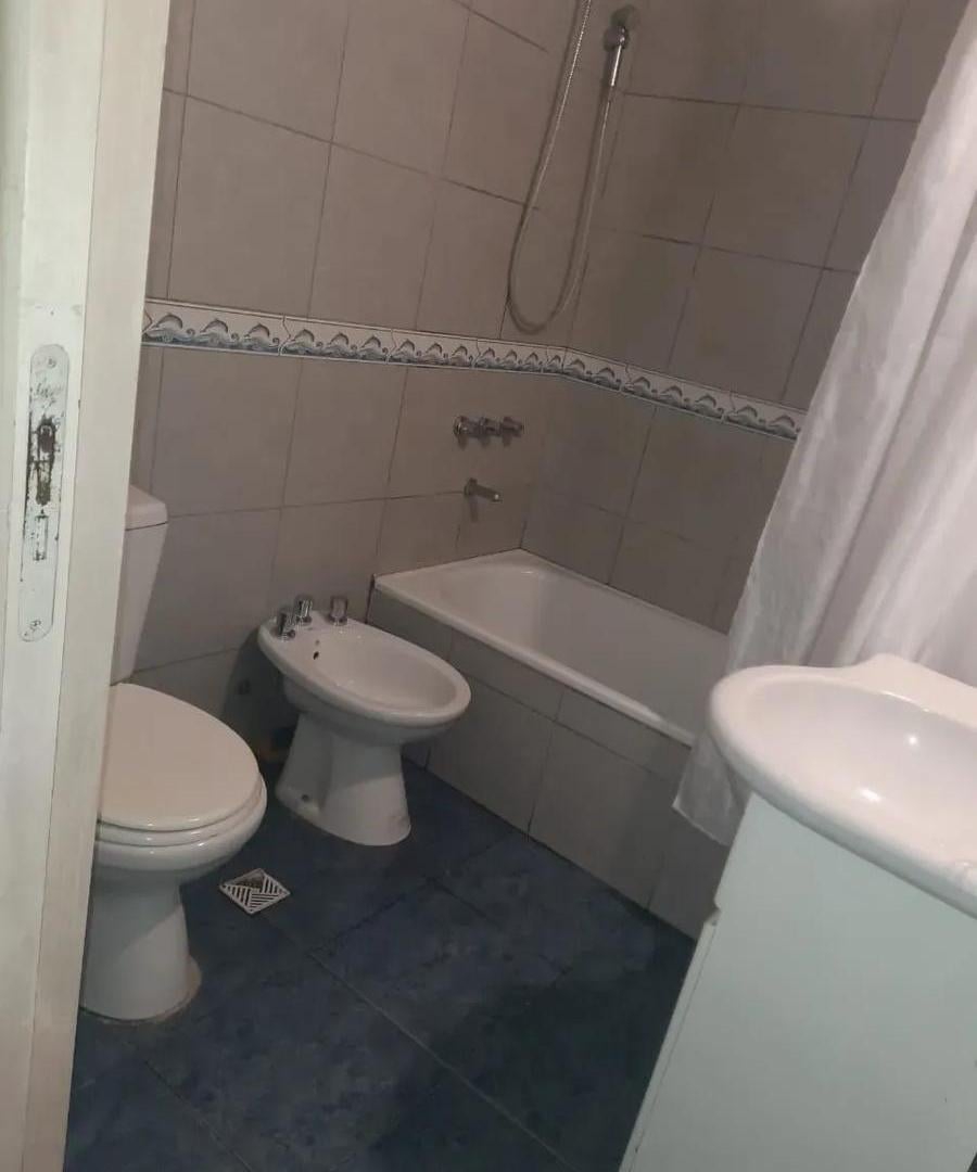Casa en venta - 3 Dormitorios 2 Baños - San Fernando