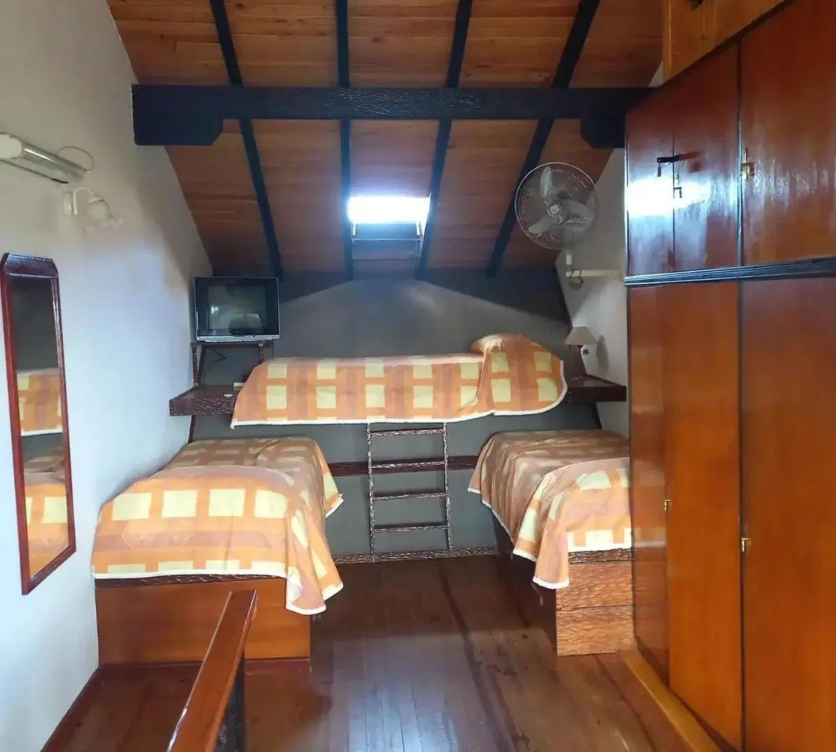 Departamento en venta - 2 Dormitorios 2 Baños - Villa Gesell 5