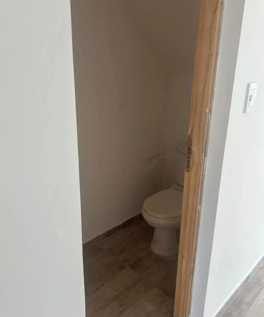 Casa en venta - 2 Dormitorios 2 Baños - La Plata 5