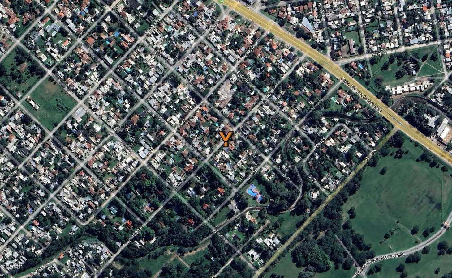 Casa en venta - 2 Dormitorios 2 Baños - La Plata 4