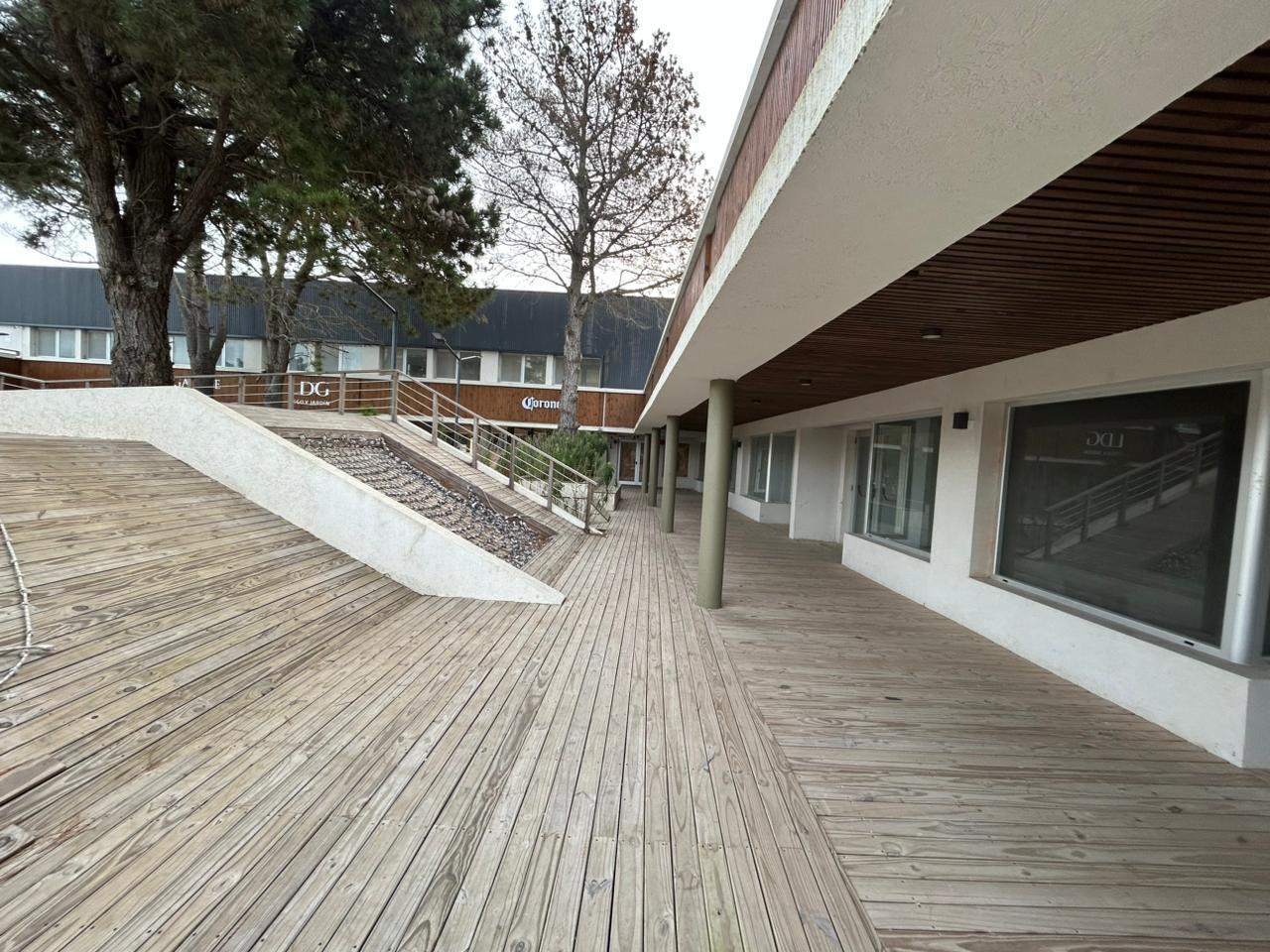 Local en venta - 2 Ambientes - Costa Del Este