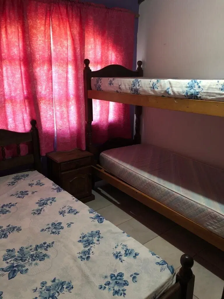 Casa en venta - 3 Dormitorios 2 Baños - Villa Gesell 3