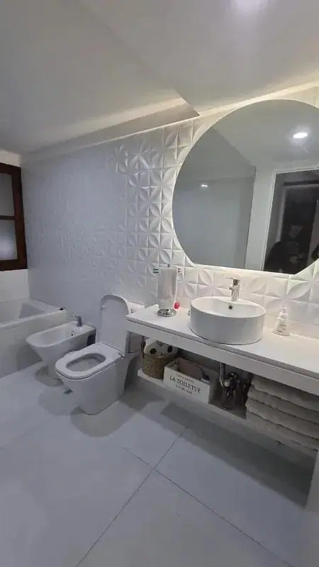 Casa en alquiler - 4 Dormitorios 5 Baños - Pilar 3