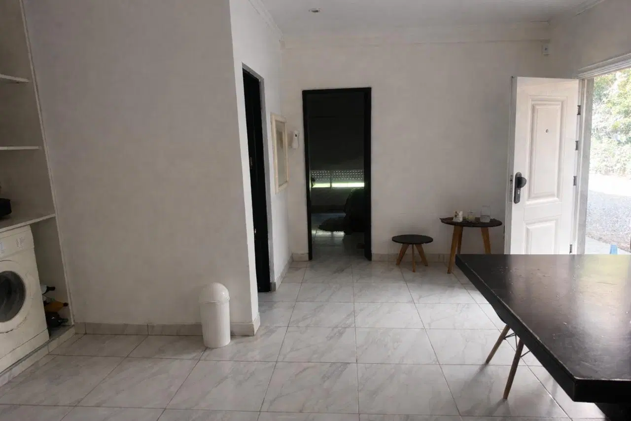 Casa en venta - 1 Dormitorio 2 Baños - Burzaco 5