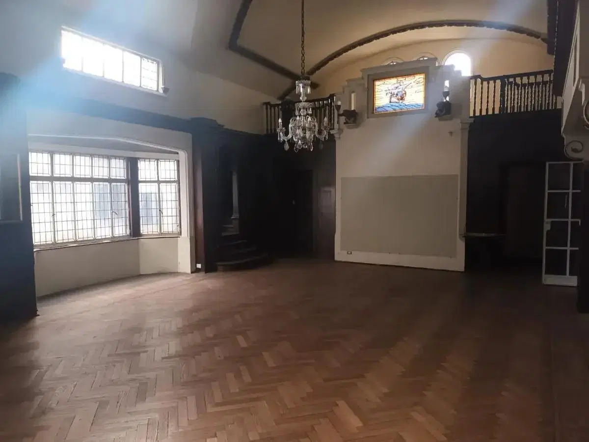 Hotel en venta - 8 Habitaciones - San Nicolás 2