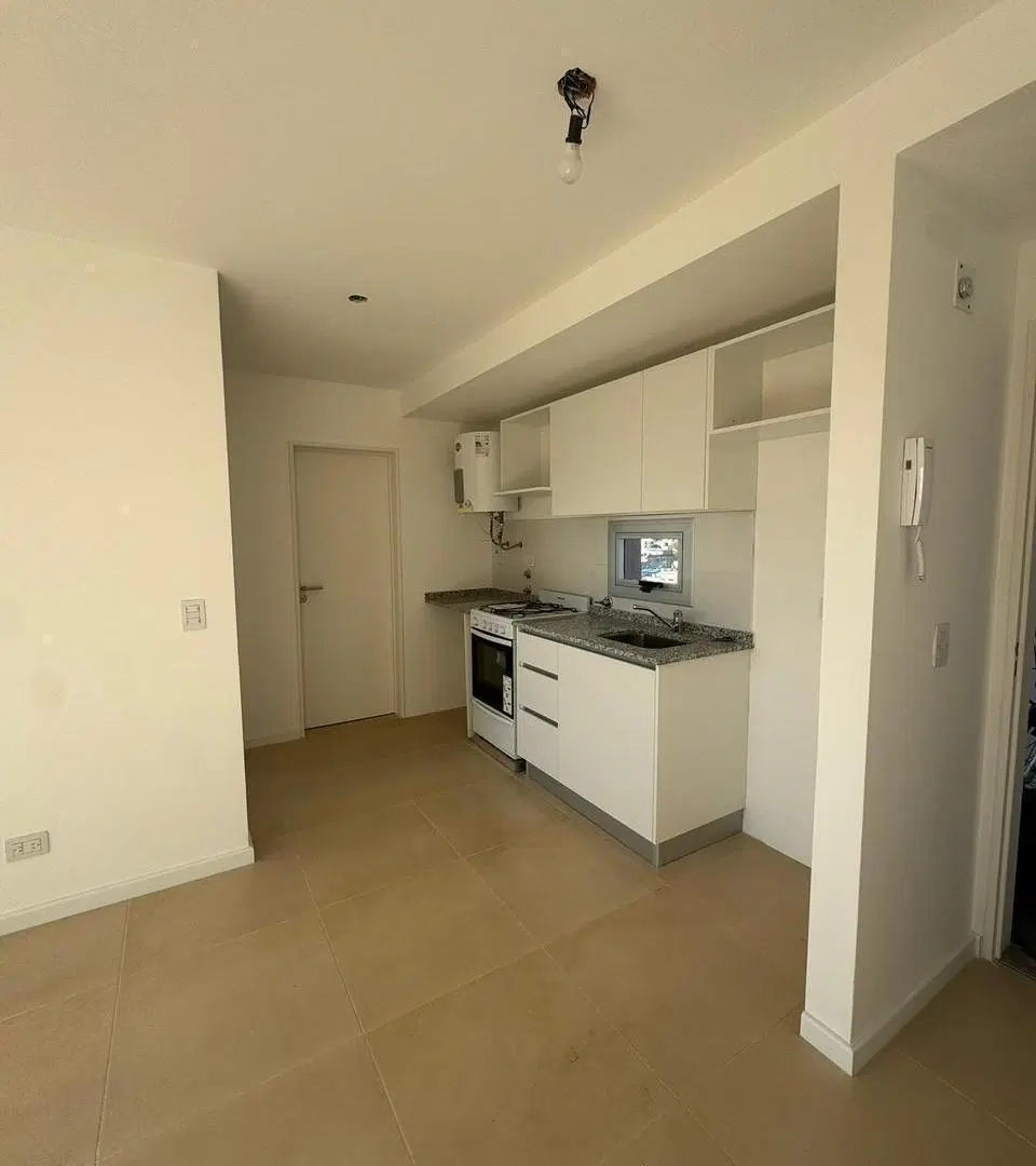 Departamento en venta - 1 Dormitorio 1 Baño - Tres De Febrero 4