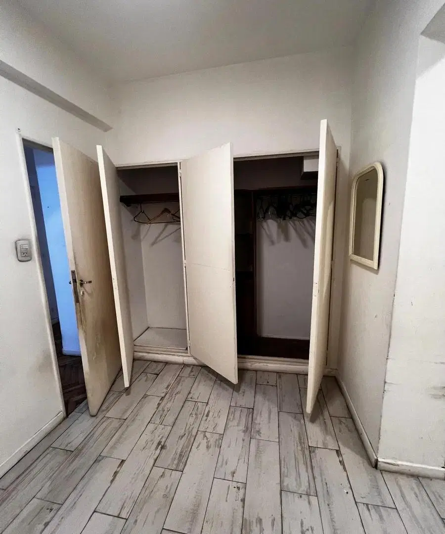 Departamento en venta - 3 Dormitorios 2 Baños - Caballito 2