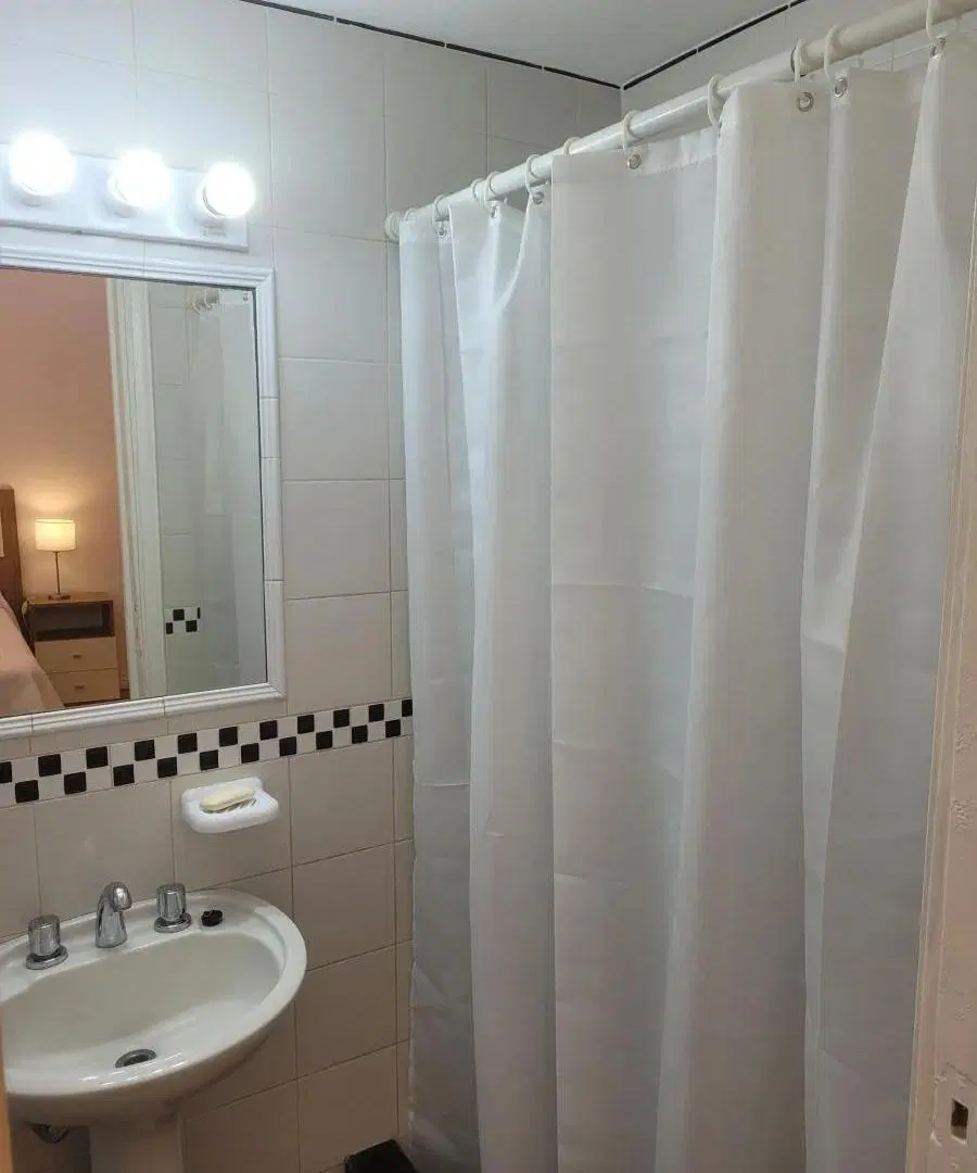Departamento Monoambiente en alquiler - 1 Baño - Recoleta 2