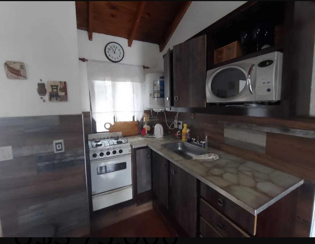 Foto de Casa en venta - 2 dormitorios 1 baño - 138.96mts2 - Mar Del Tuyu, imagen 3