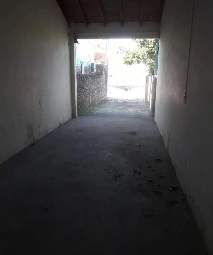 Casa en venta - 2 Dormitorios 2 Baños - Esteban Echeverria 3
