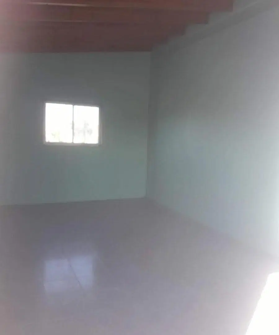 Casa en venta - 2 Dormitorios 2 Baños - Esteban Echeverria 2