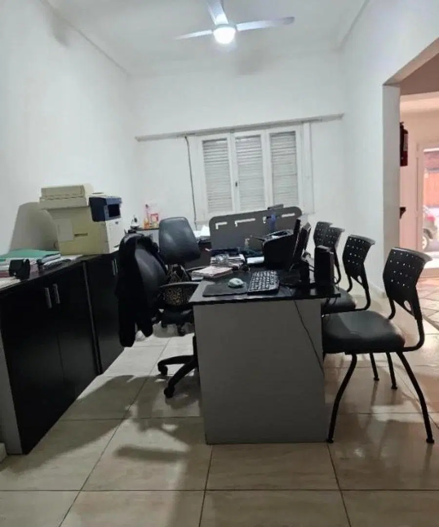 Casa en venta - 3 Dormitorios 2 Baños - Mar del Plata 2