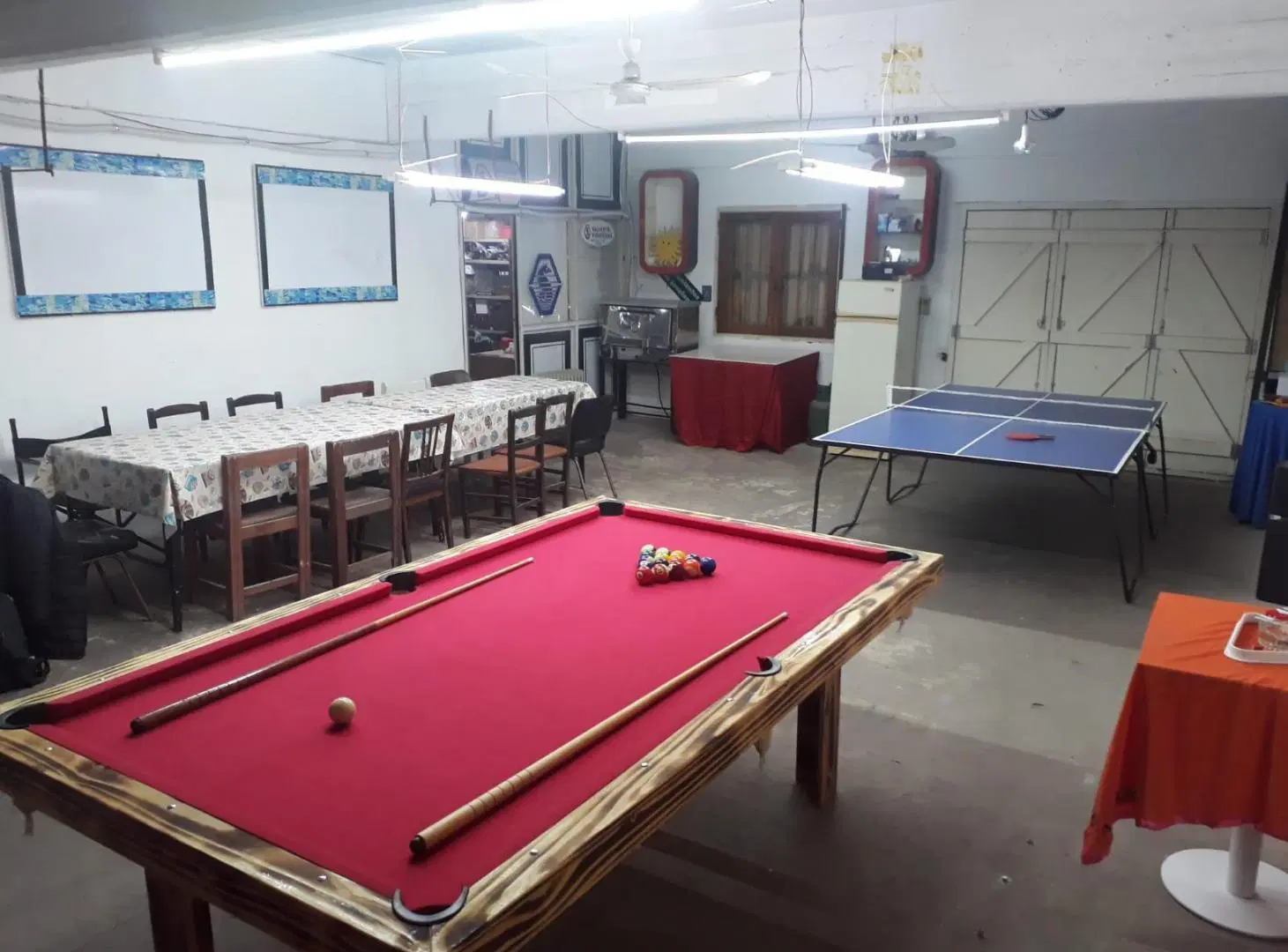 Casa en venta - 3 Dormitorios 2 Baños - 330Mts2 - Mar del Plata 4