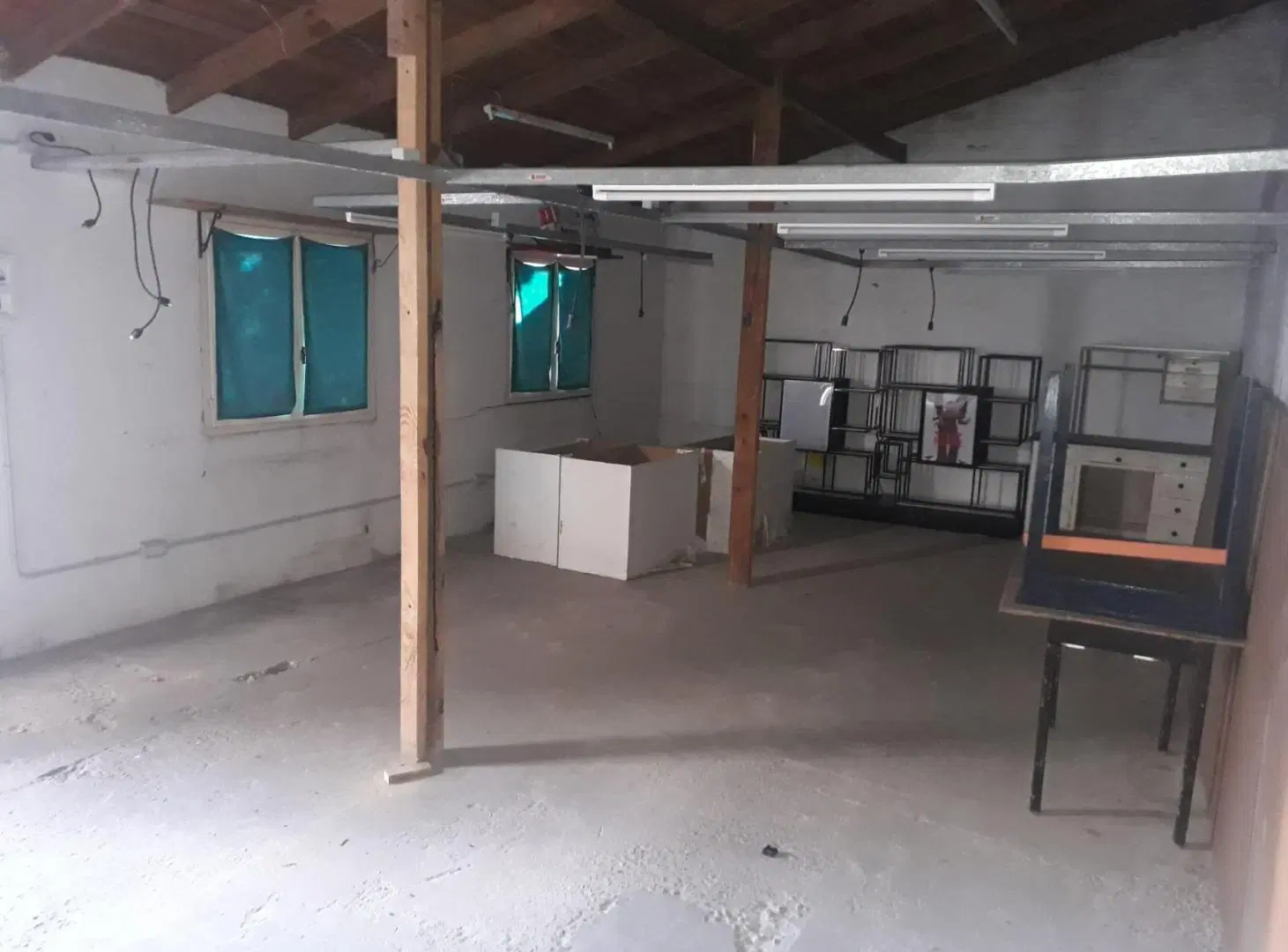Casa en venta - 3 Dormitorios 2 Baños - 330Mts2 - Mar del Plata 5