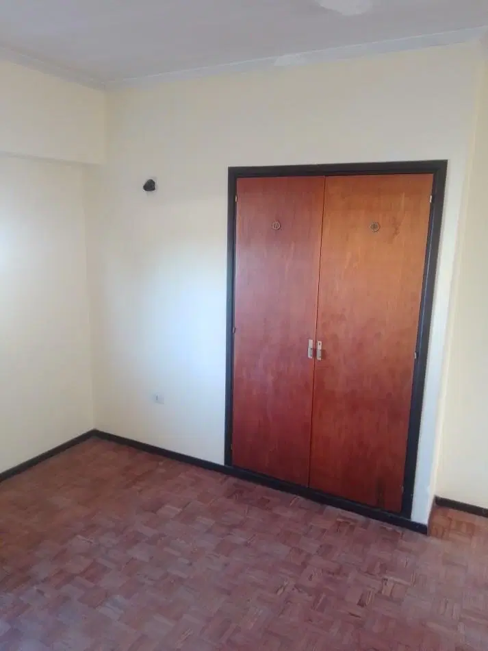 Casa en venta - 8 Dormitorios 7 Baños - Cochera - 303Mts2 - Mar del Plata 3